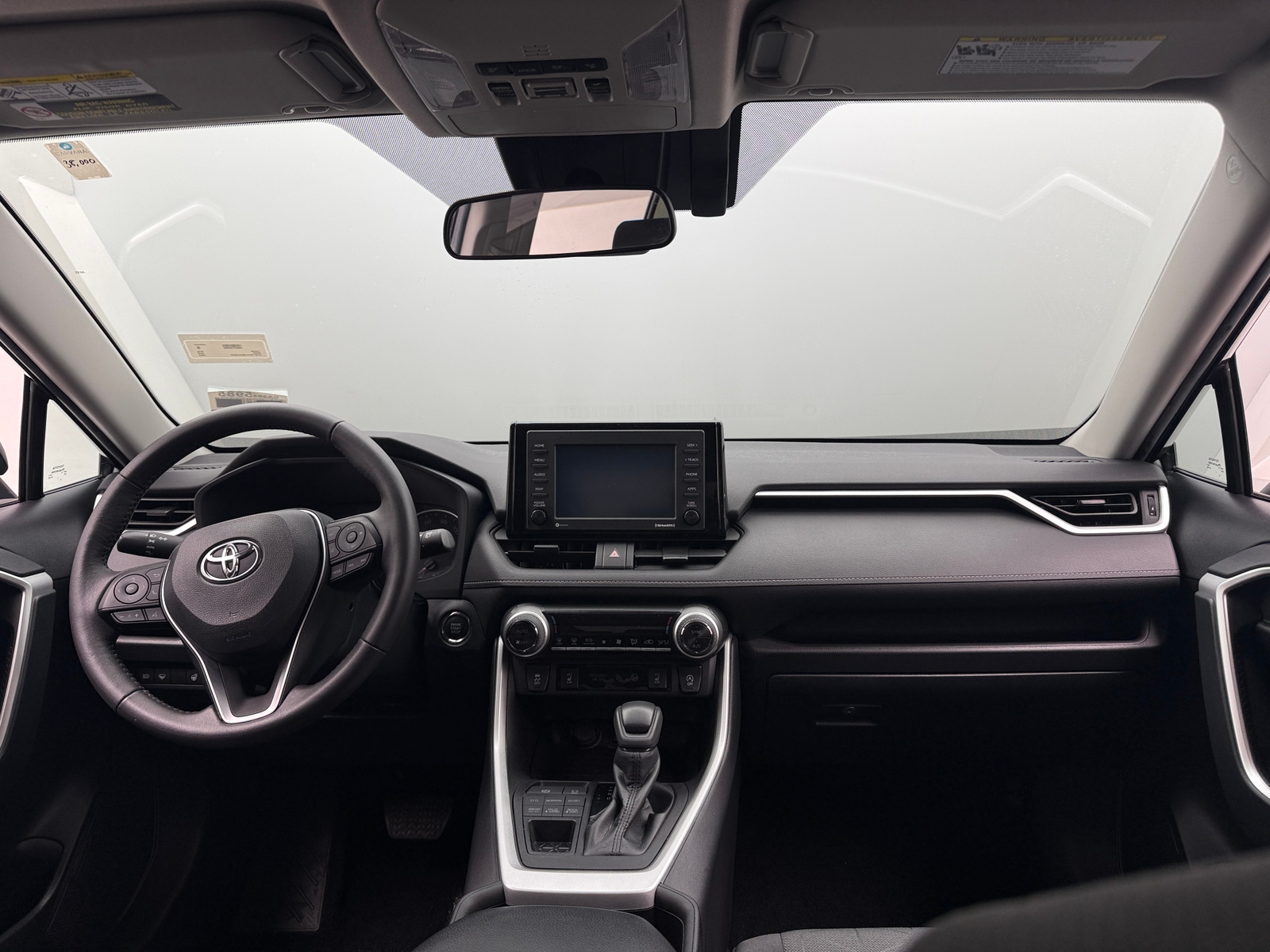 Thumbnail: 2022 Toyota RAV4 - 3