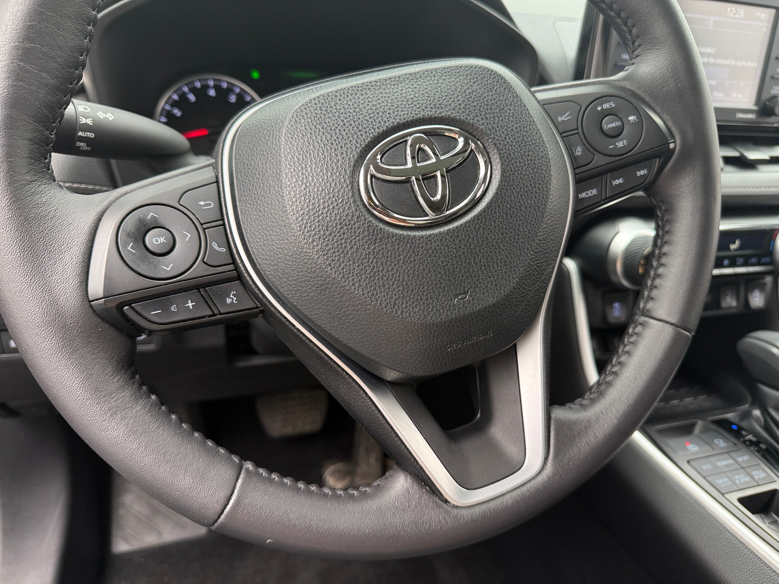 Thumbnail: 2022 Toyota RAV4 - 5