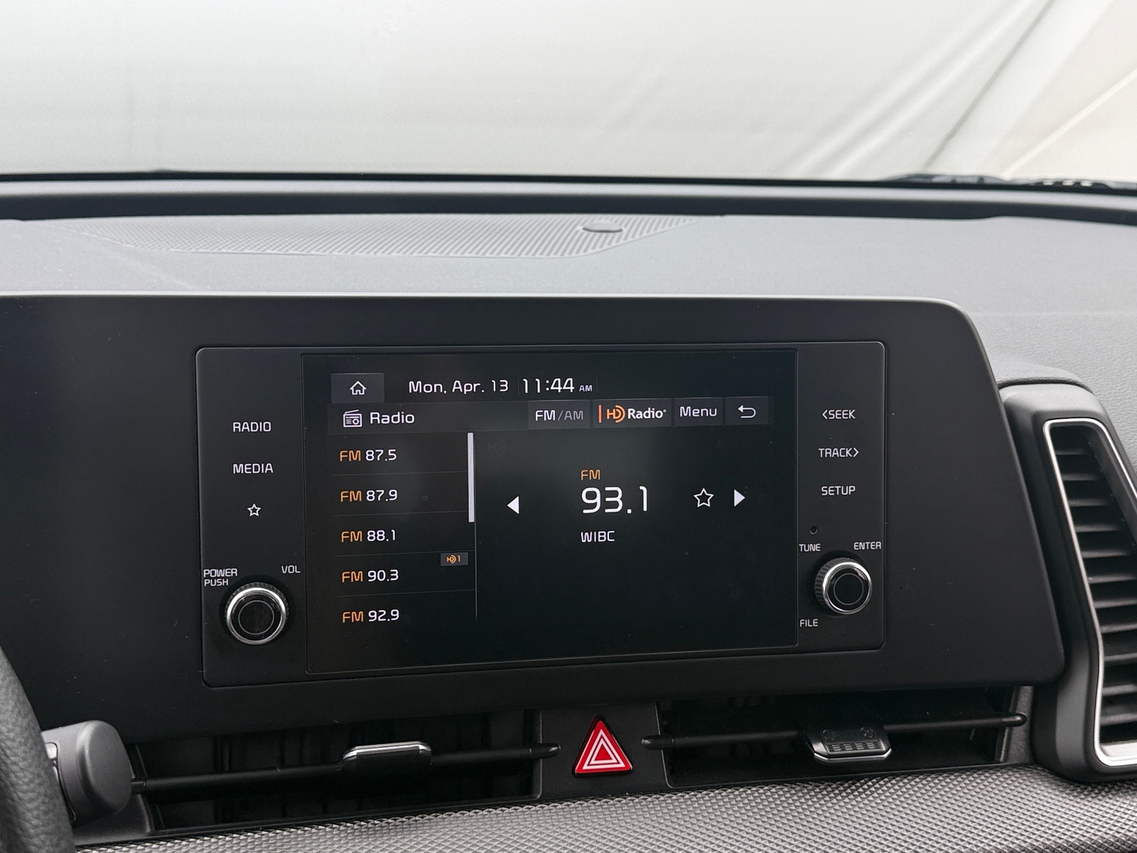 Thumbnail: 2025 Kia Sportage - 4