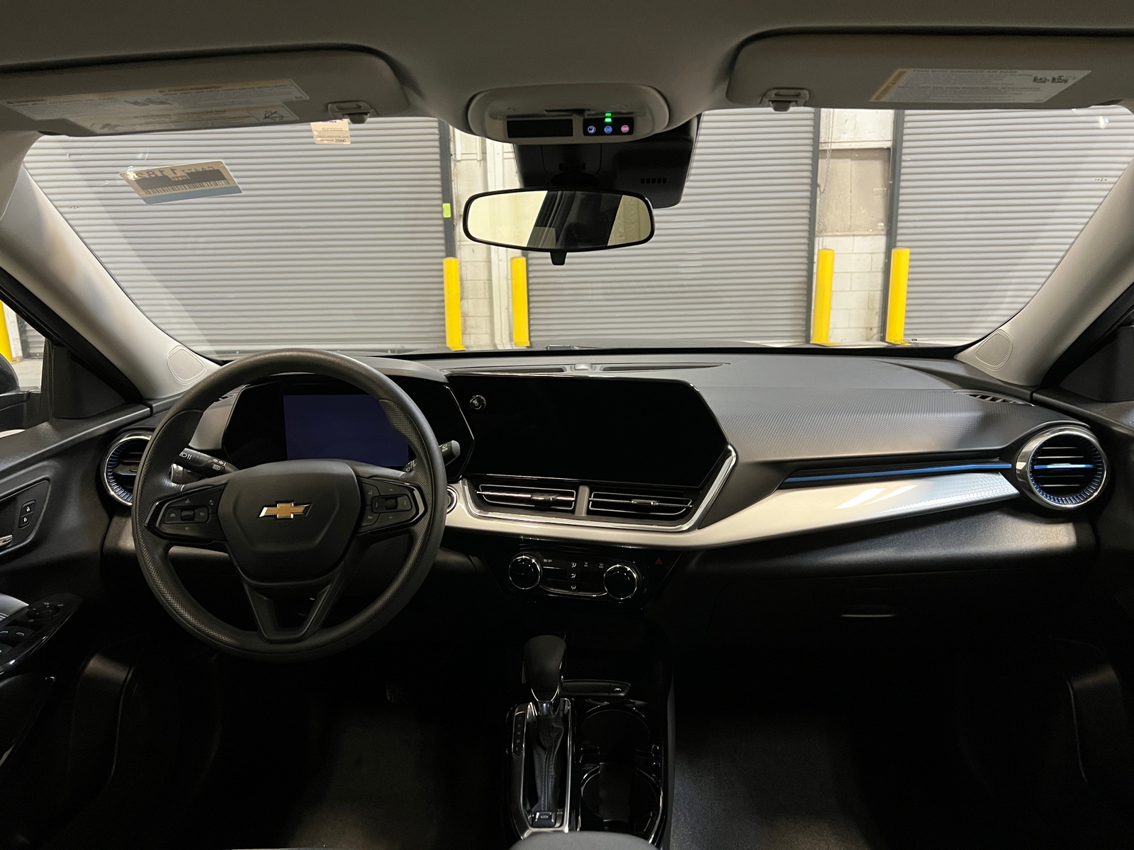 Thumbnail: 2025 Chevrolet Trax - 3