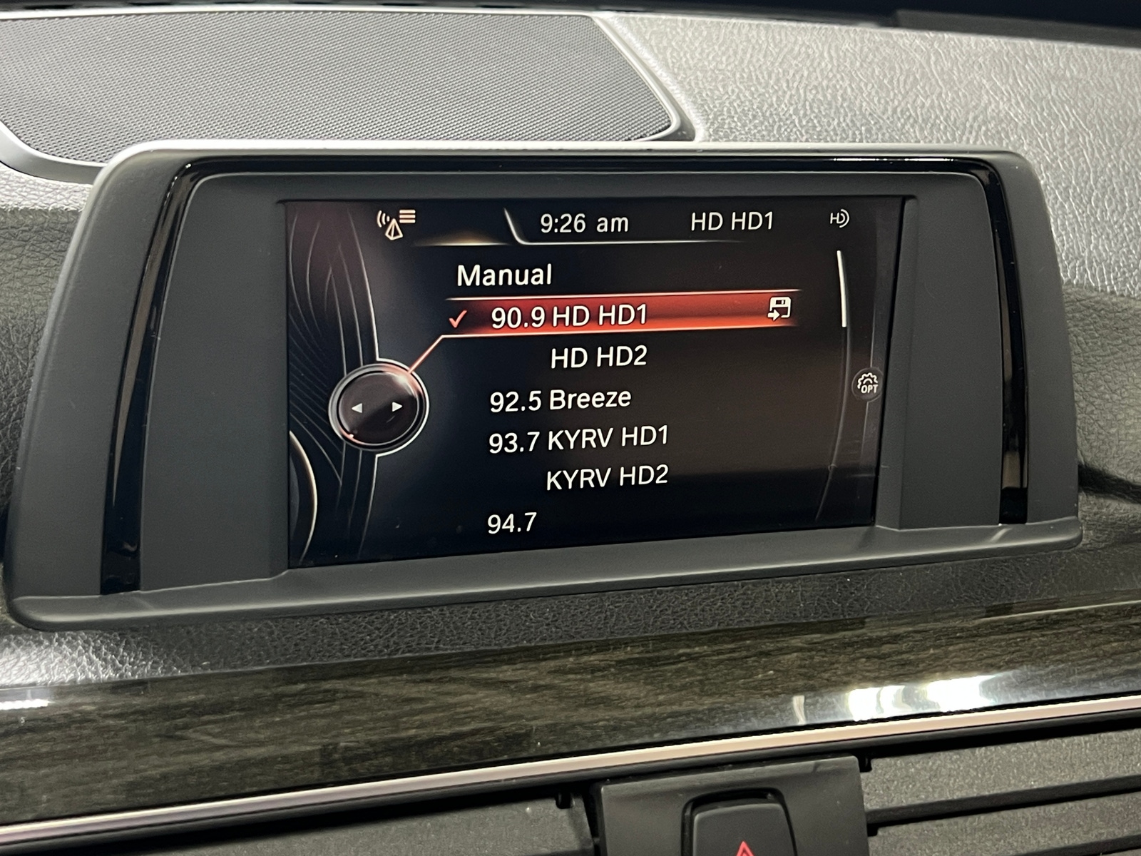 Thumbnail: 2016 BMW 3 Series - 3