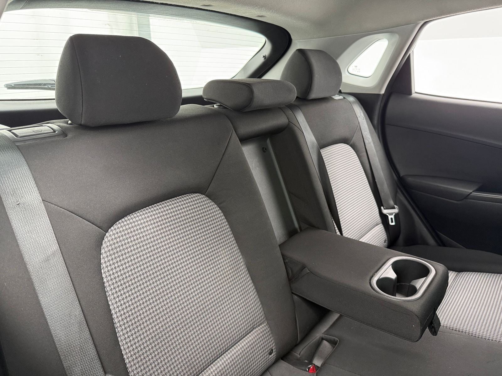 Thumbnail: 2021 Hyundai Kona - 6