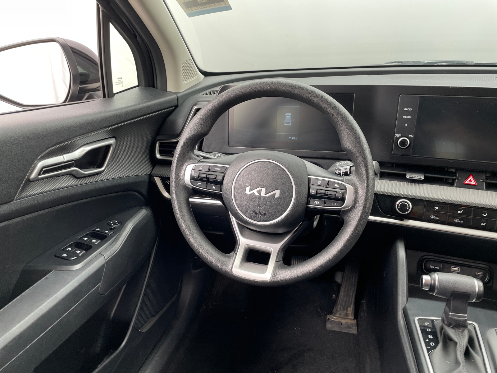 Thumbnail: 2025 Kia Sportage - 5