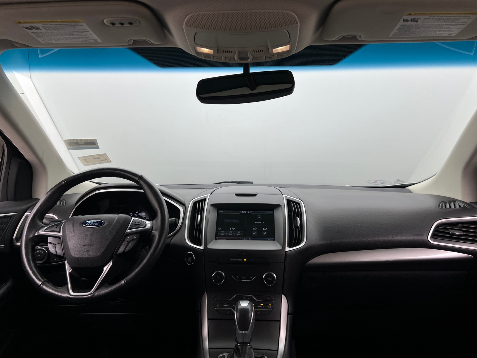 Thumbnail: 2015 Ford Edge - 2