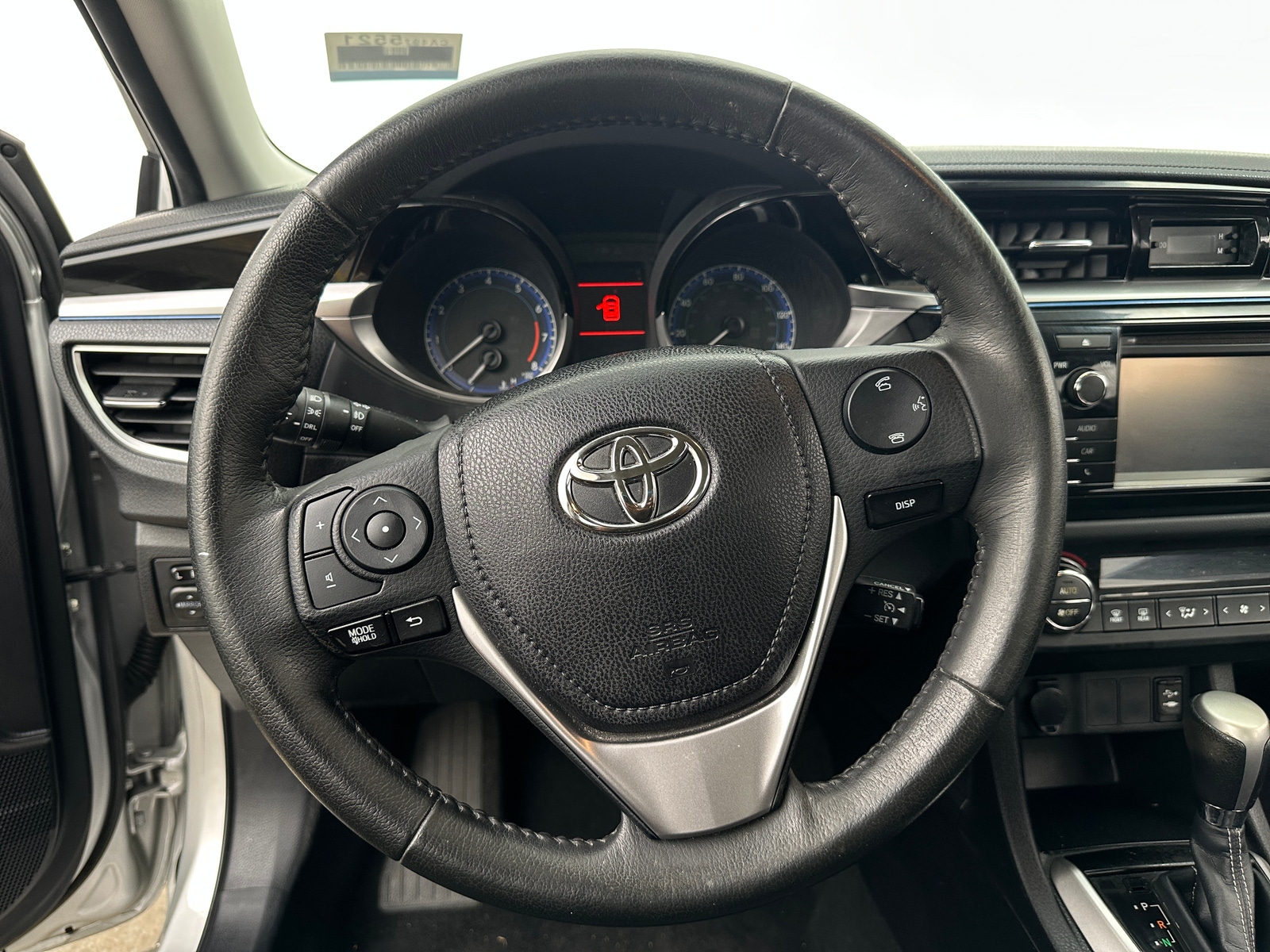 Thumbnail: 2015 Toyota Corolla - 5