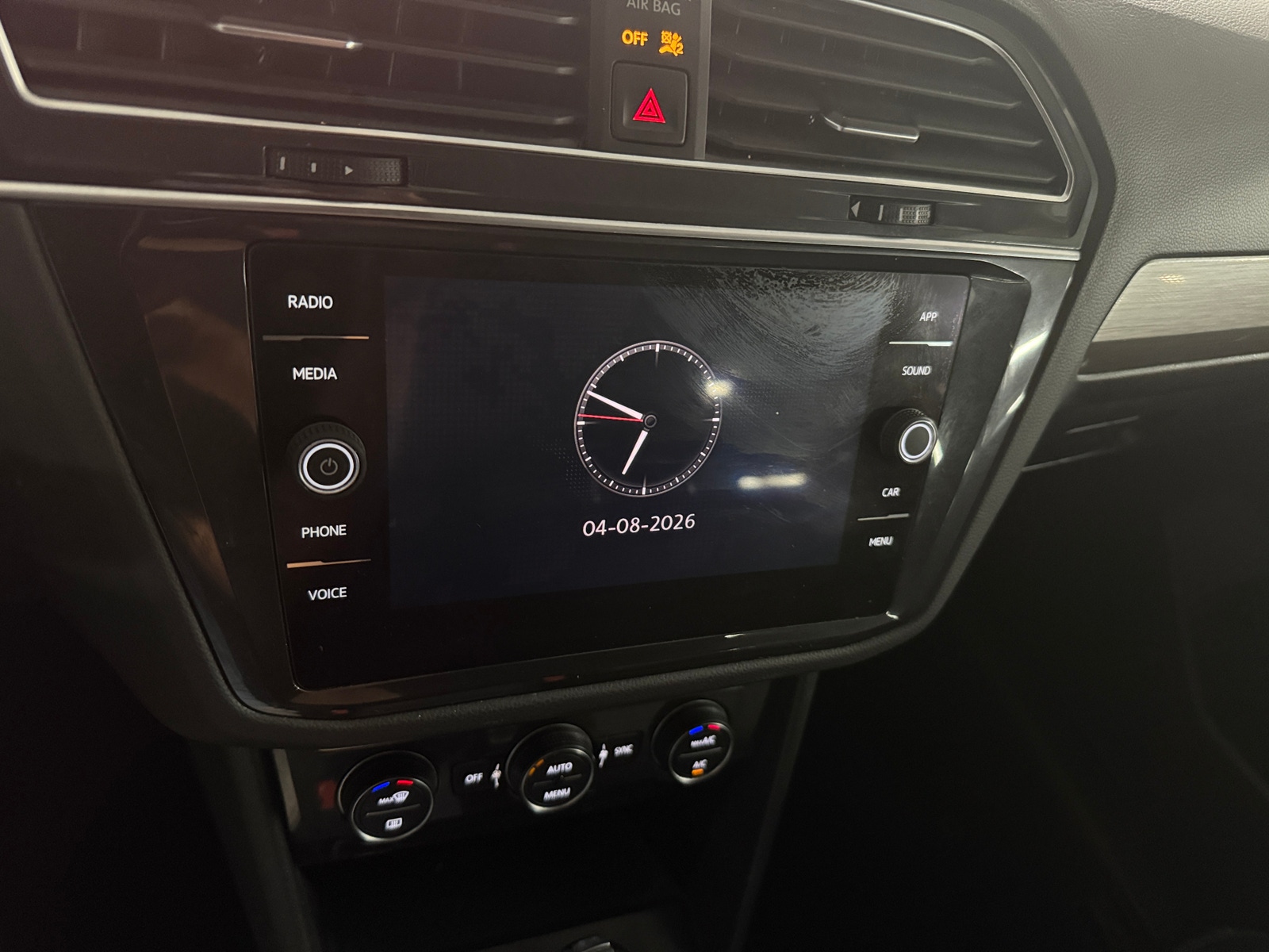 Thumbnail: 2019 Volkswagen Tiguan - 3