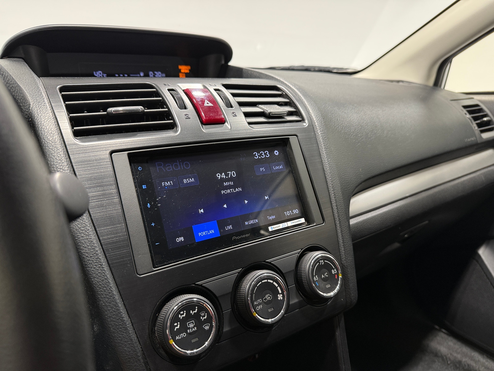 Thumbnail: 2014 Subaru XV Crosstrek - 3
