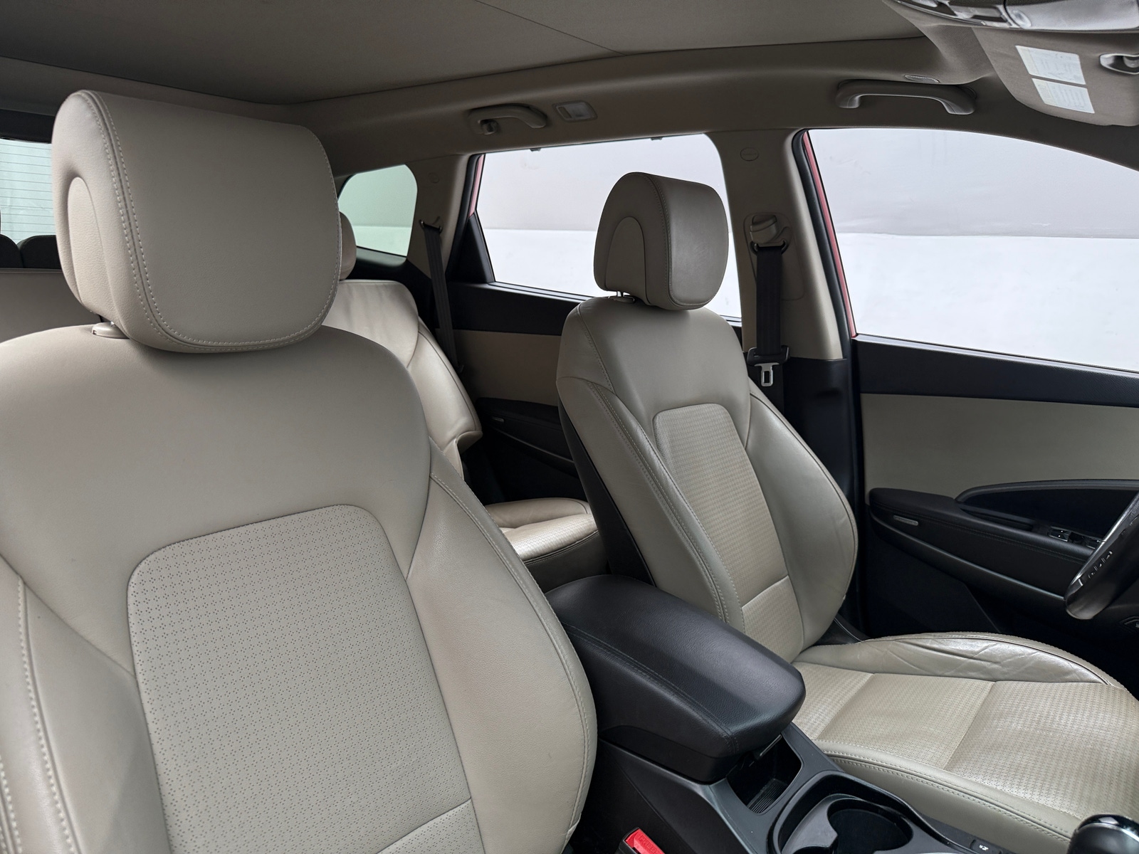 Thumbnail: 2014 Hyundai Santa Fe - 2