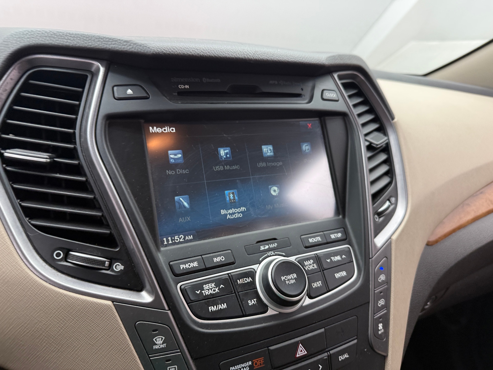 Thumbnail: 2014 Hyundai Santa Fe - 4