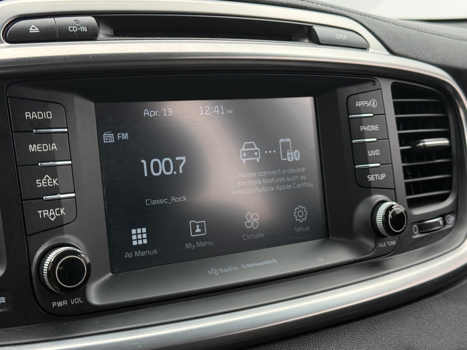 Thumbnail: 2018 Kia Sorento - 3