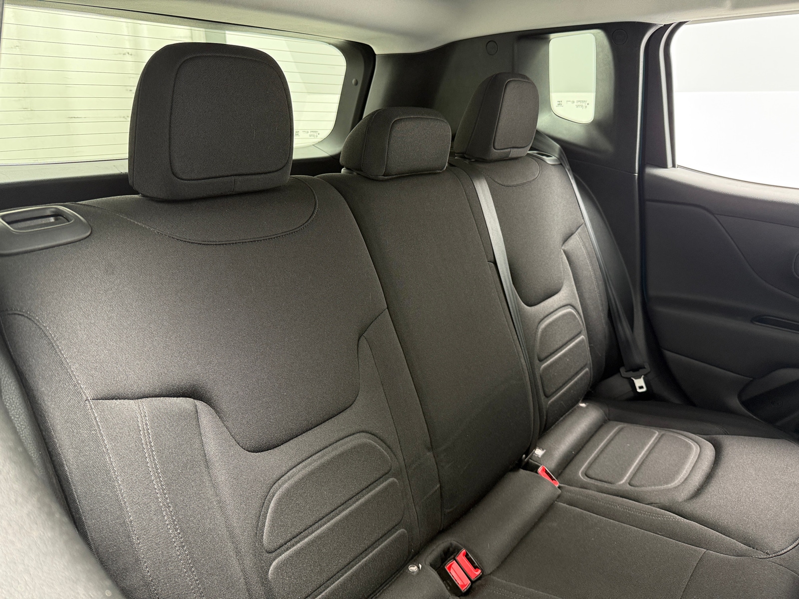 Thumbnail: 2022 Jeep Renegade - 6