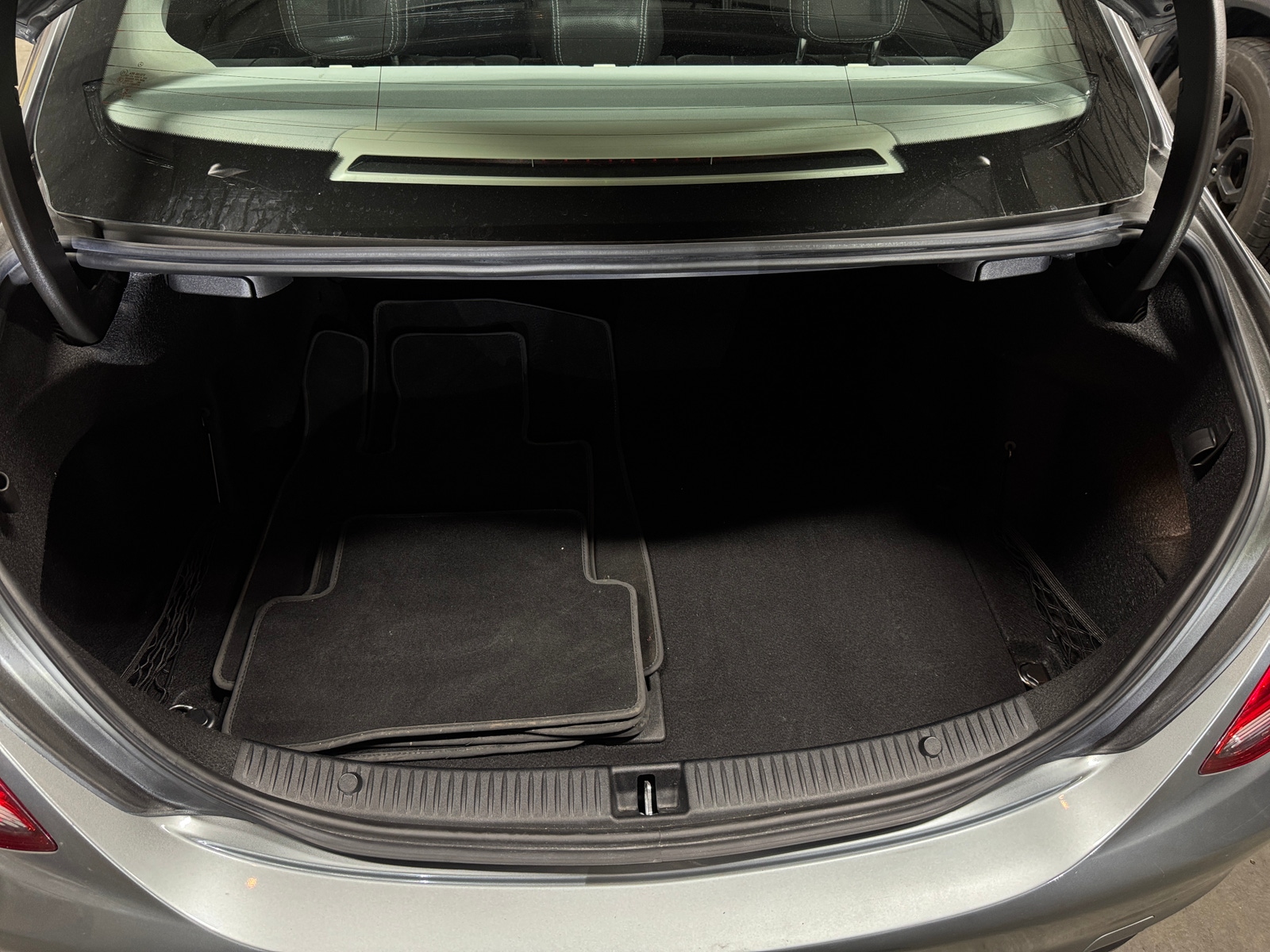 Thumbnail: 2016 Mercedes-Benz C-Class - 6