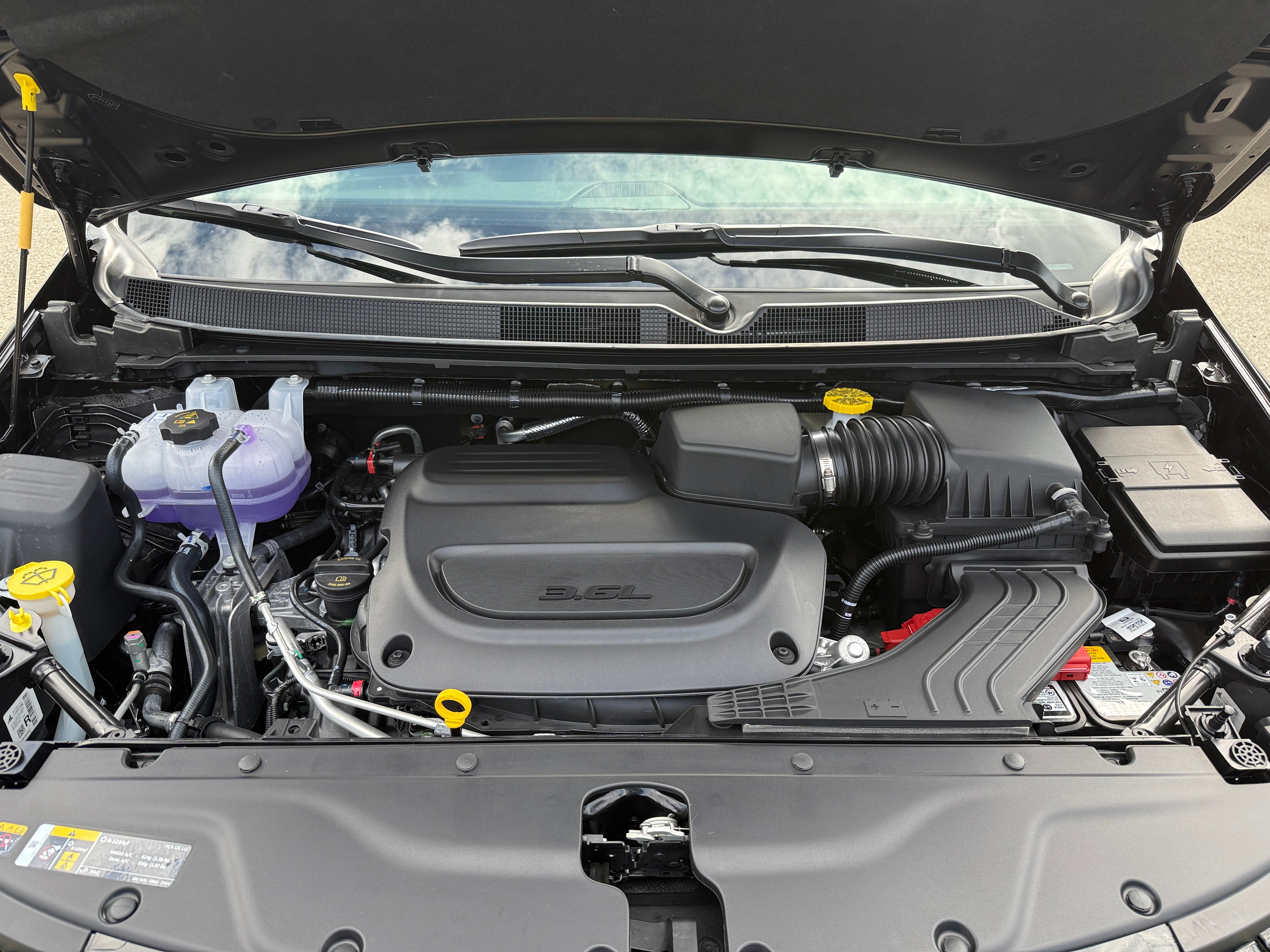 2026 Chrysler Pacifica Limited AWD's photo