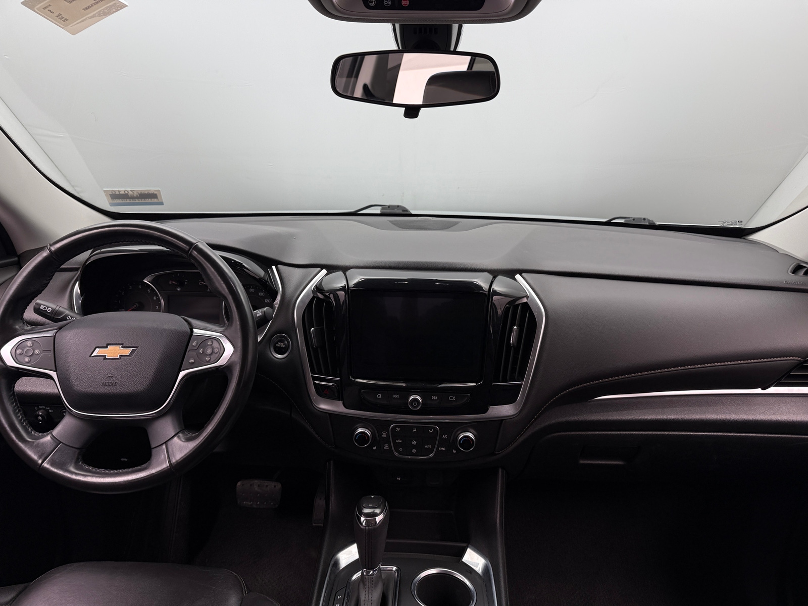 Thumbnail: 2019 Chevrolet Traverse - 2