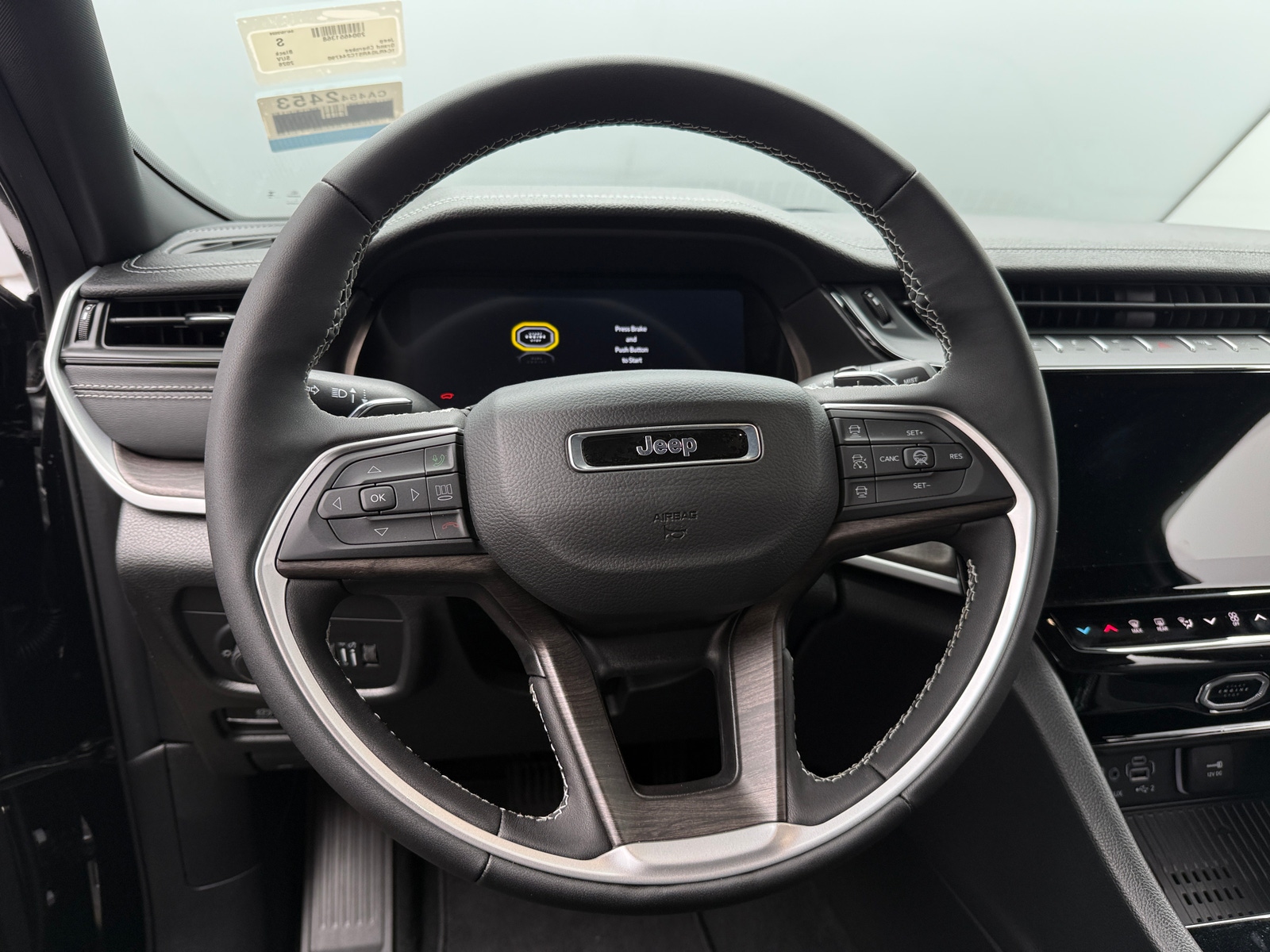Thumbnail: 2026 Jeep Grand Cherokee - 5