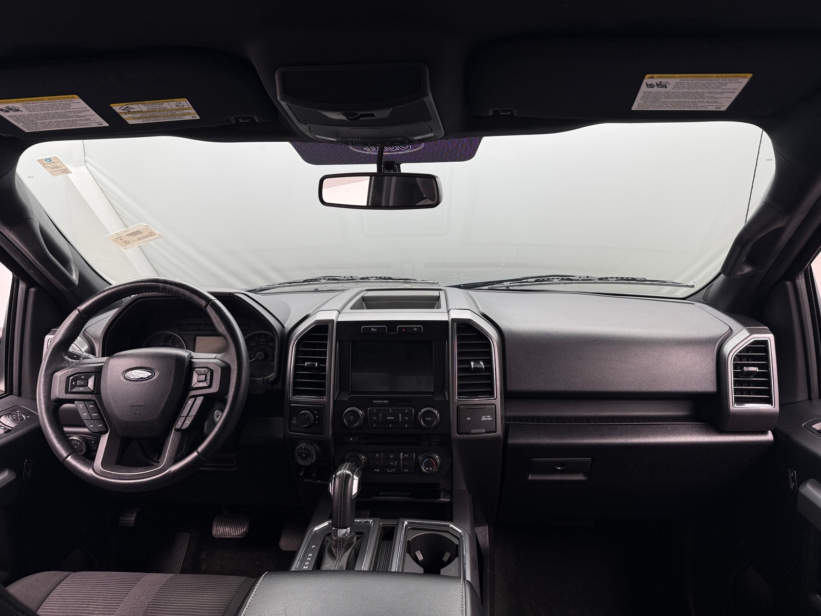 Thumbnail: 2017 Ford Econoline - 3