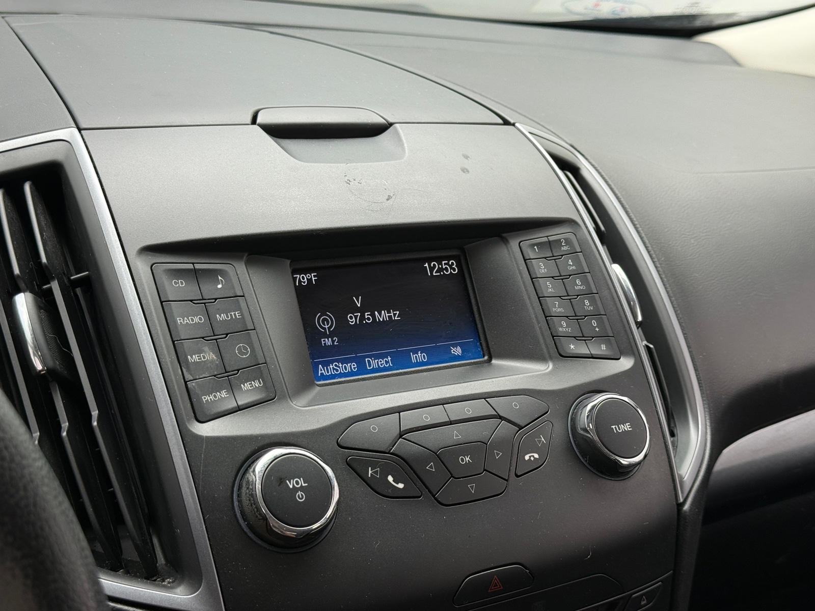 Thumbnail: 2016 Ford Edge - 4