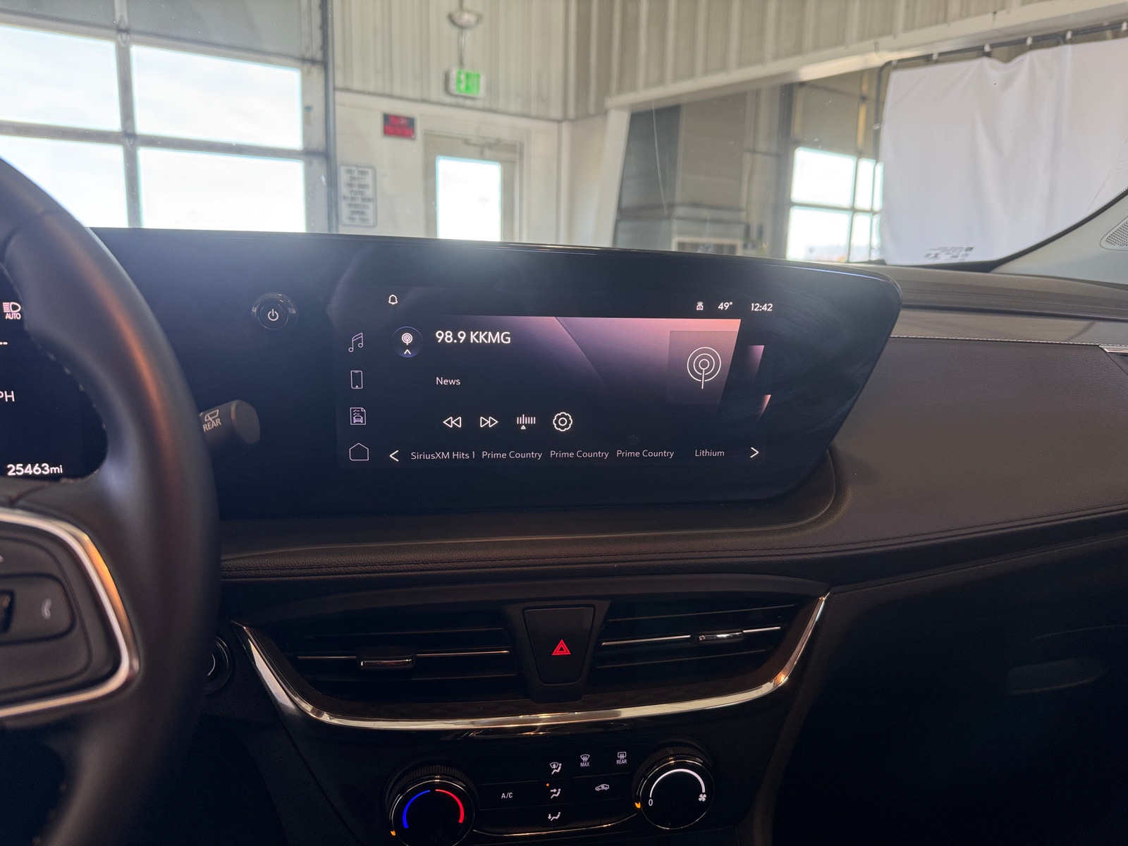 Thumbnail: 2025 Buick Encore GX - 3