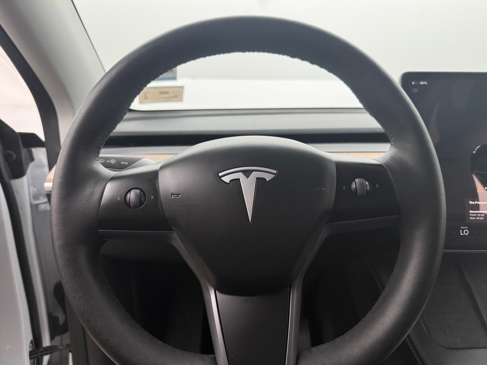 Thumbnail: 2023 Tesla Model Y - 4