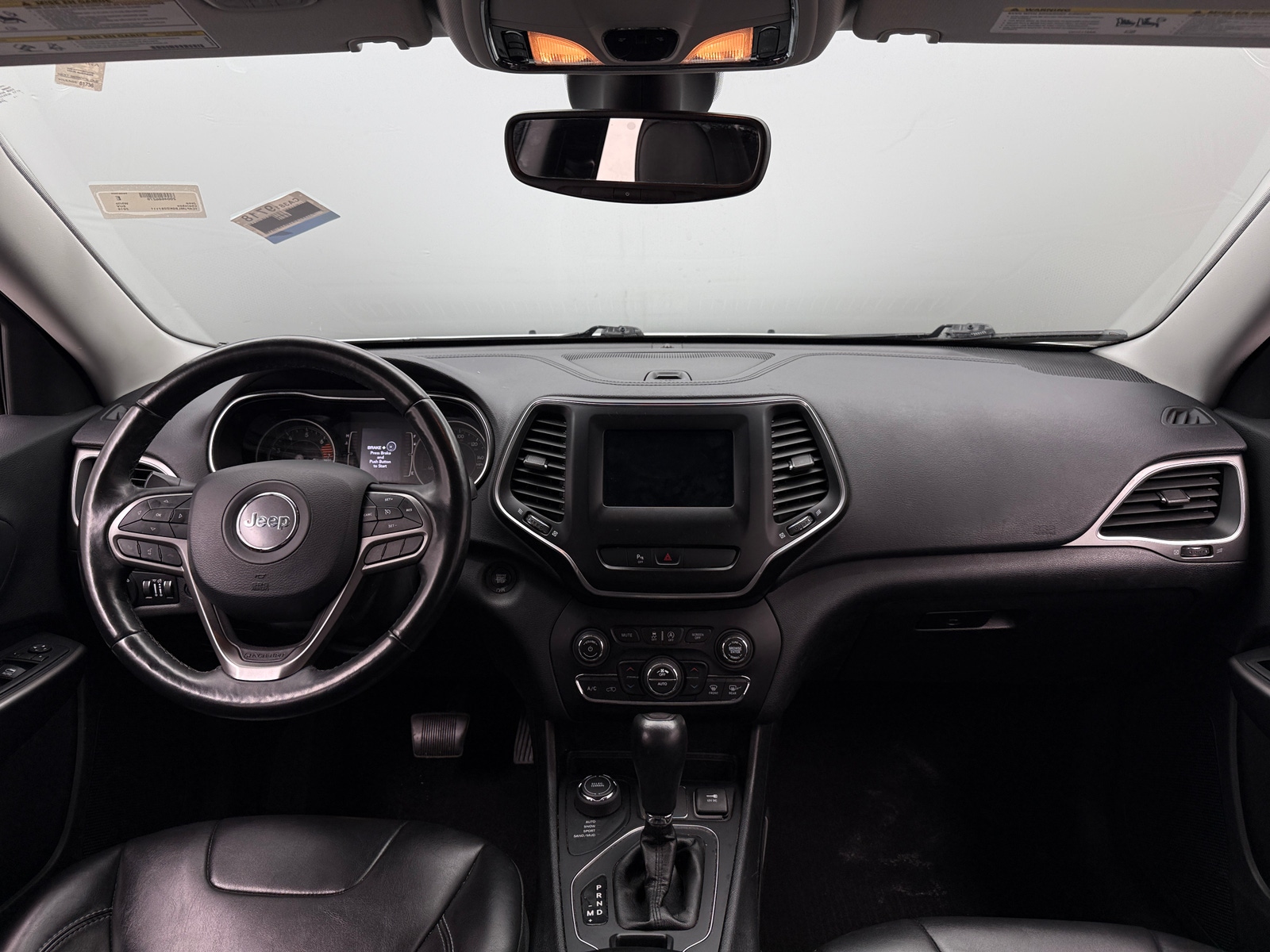 Thumbnail: 2019 Jeep Cherokee - 2