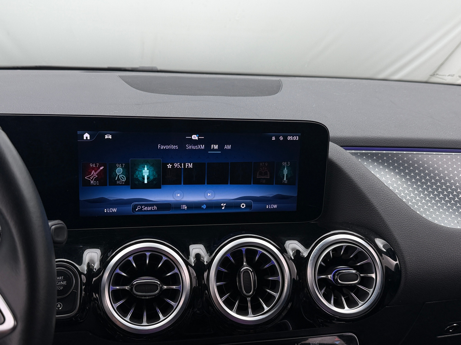 Thumbnail: 2025 Mercedes-Benz GLA - 3