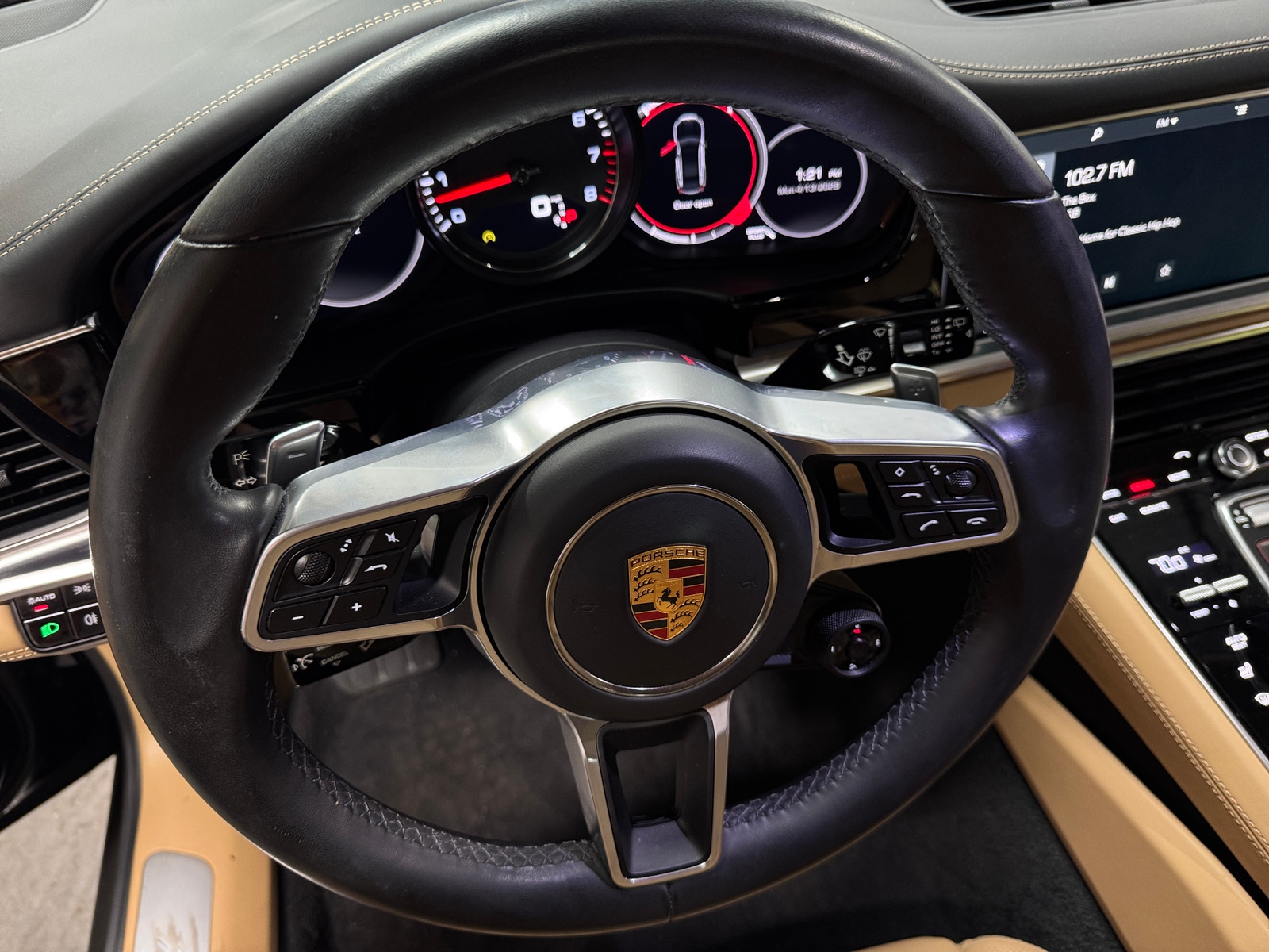 Thumbnail: 2018 Porsche Panamera - 4
