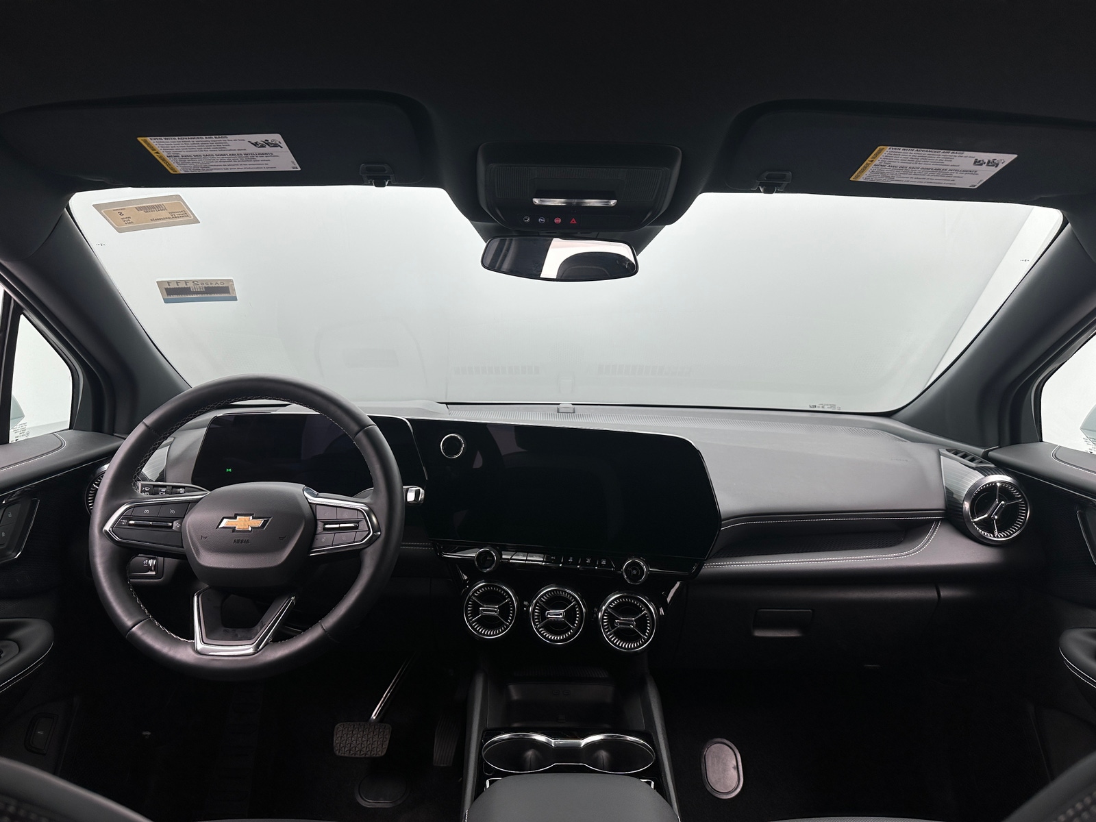 Thumbnail: 2024 Chevrolet Blazer EV - 3