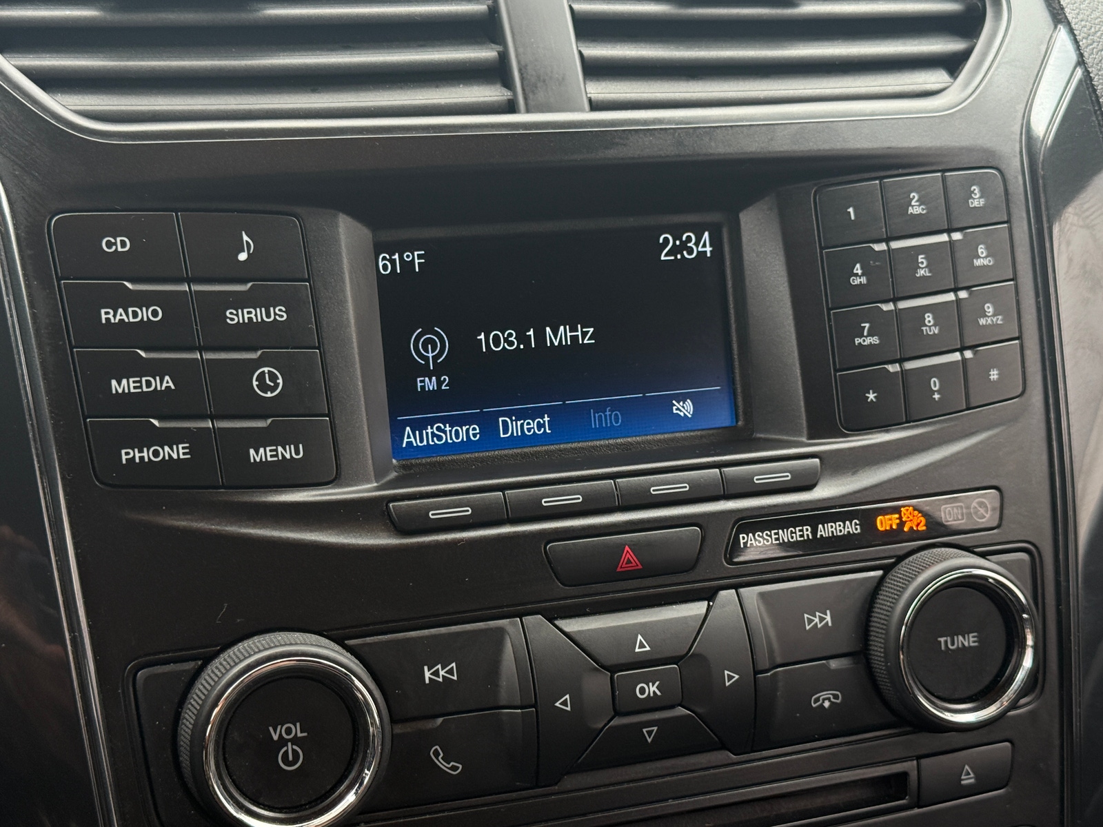 Thumbnail: 2017 Ford Explorer - 4