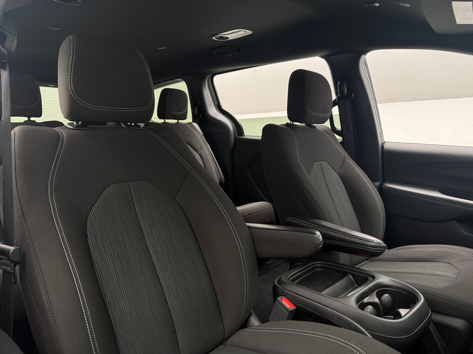 Thumbnail: 2024 Chrysler Pacifica - 2