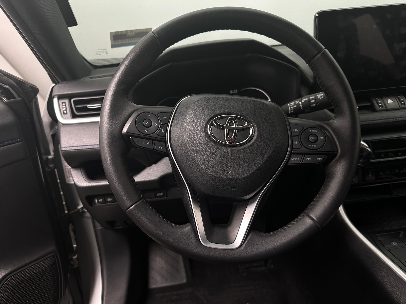 Thumbnail: 2023 Toyota RAV4 - 4