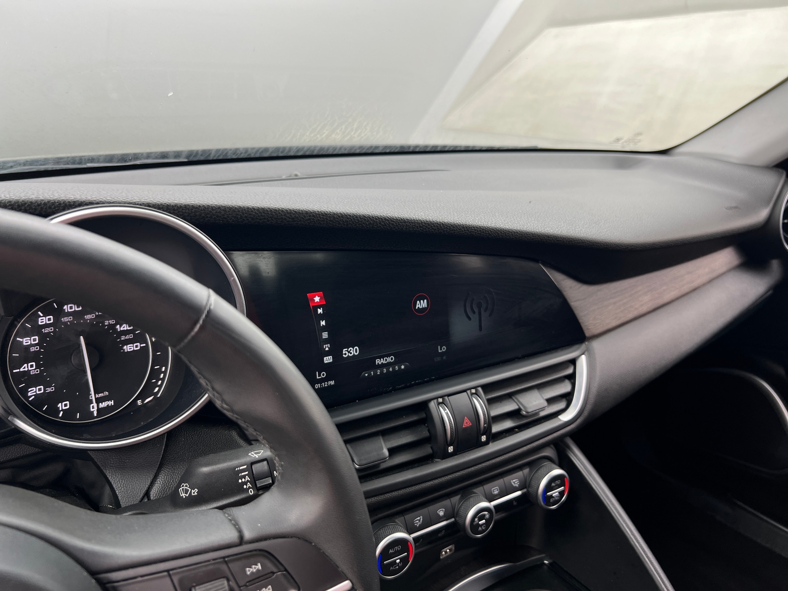 Thumbnail: 2019 Alfa Romeo Giulia - 3