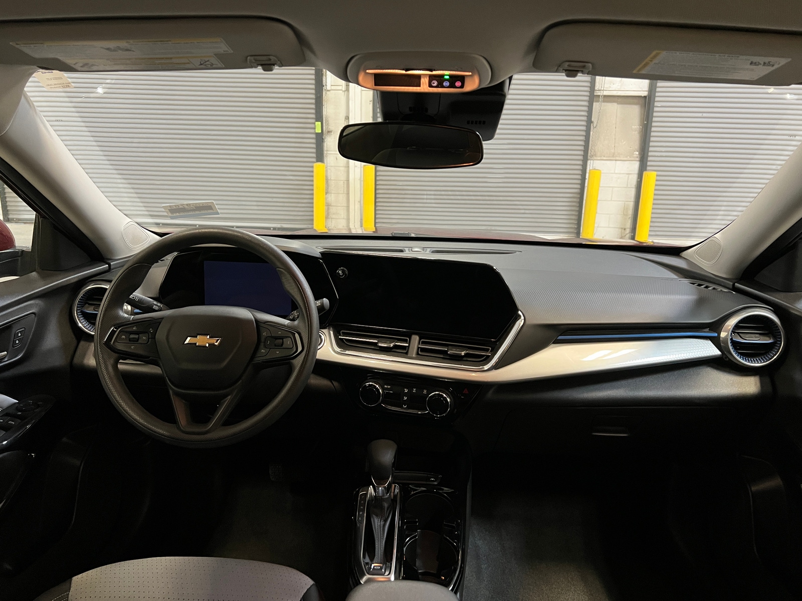 Thumbnail: 2025 Chevrolet Trax - 3