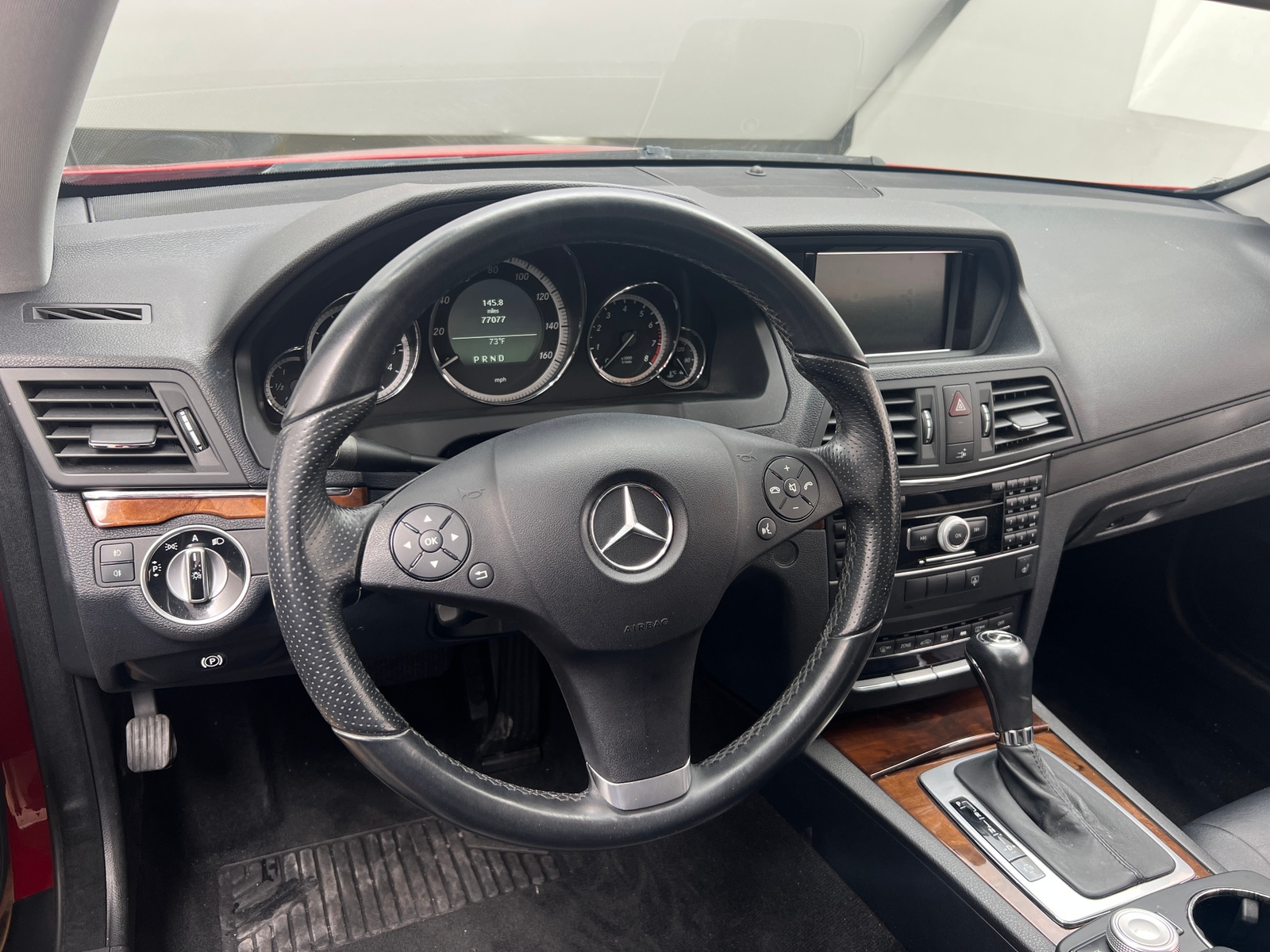 Thumbnail: 2011 Mercedes-Benz E-Class - 3