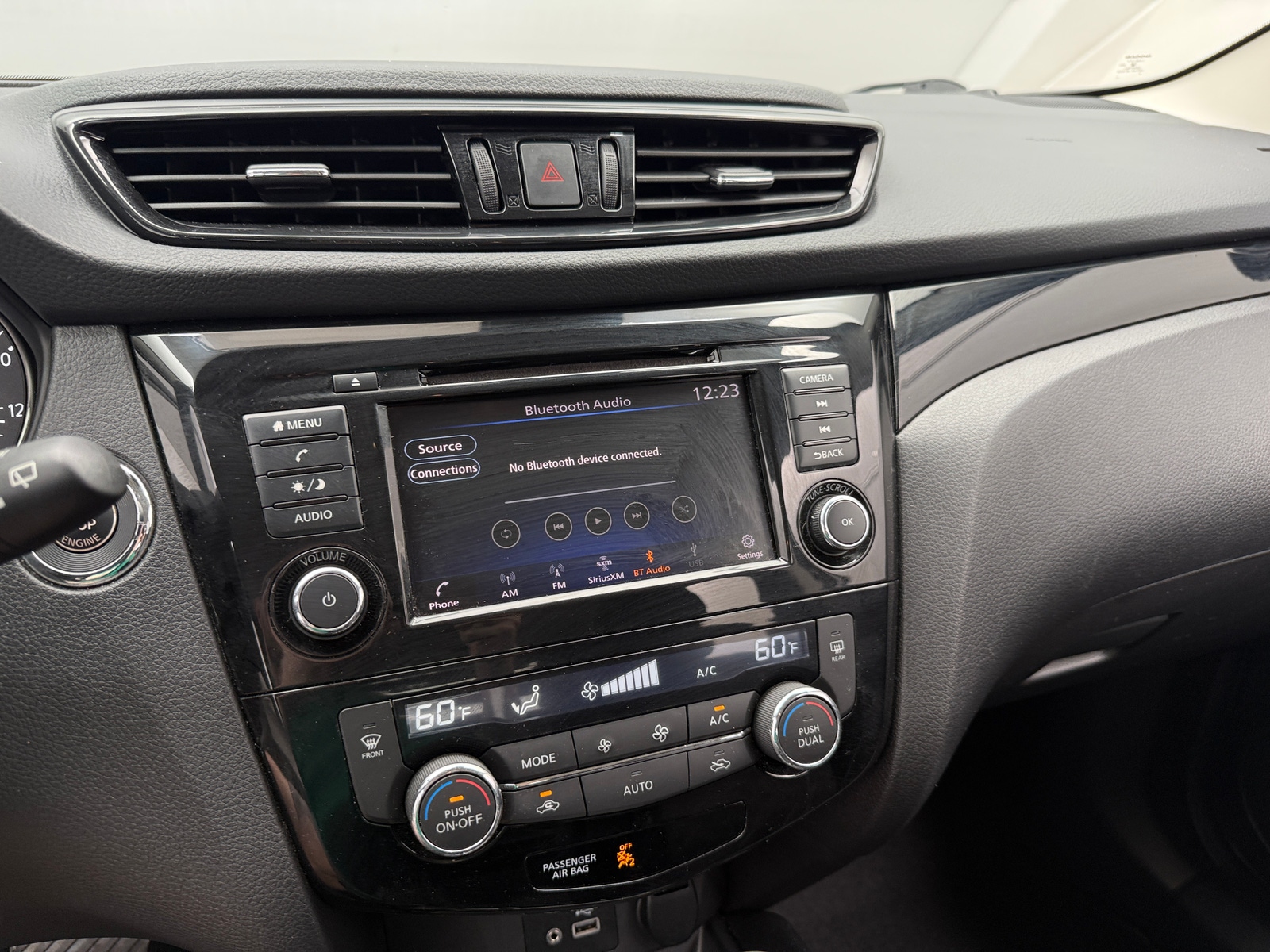 Thumbnail: 2021 Nissan Rogue Sport - 4