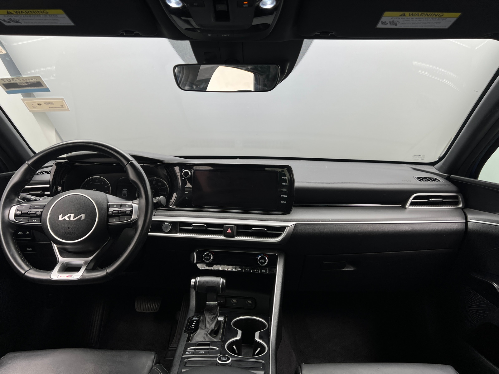 Thumbnail: 2022 Kia K5 - 2