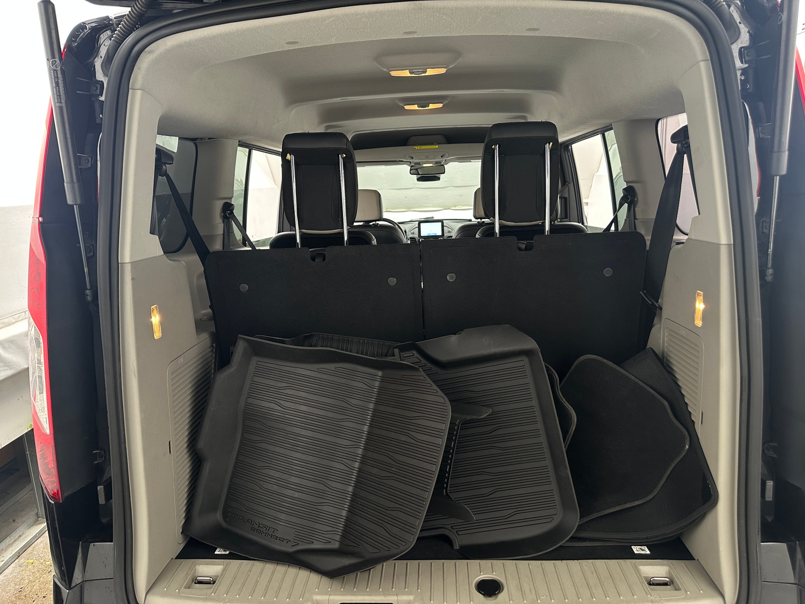 Thumbnail: 2022 Ford Transit Series - 6