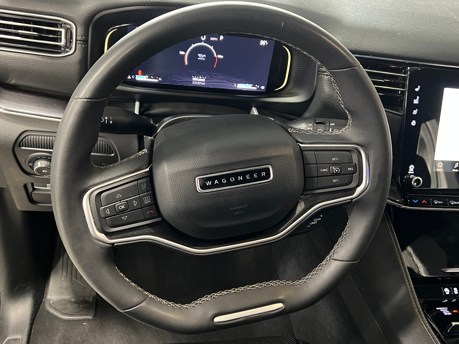 Thumbnail: 2024 Jeep Wagoneer - 4