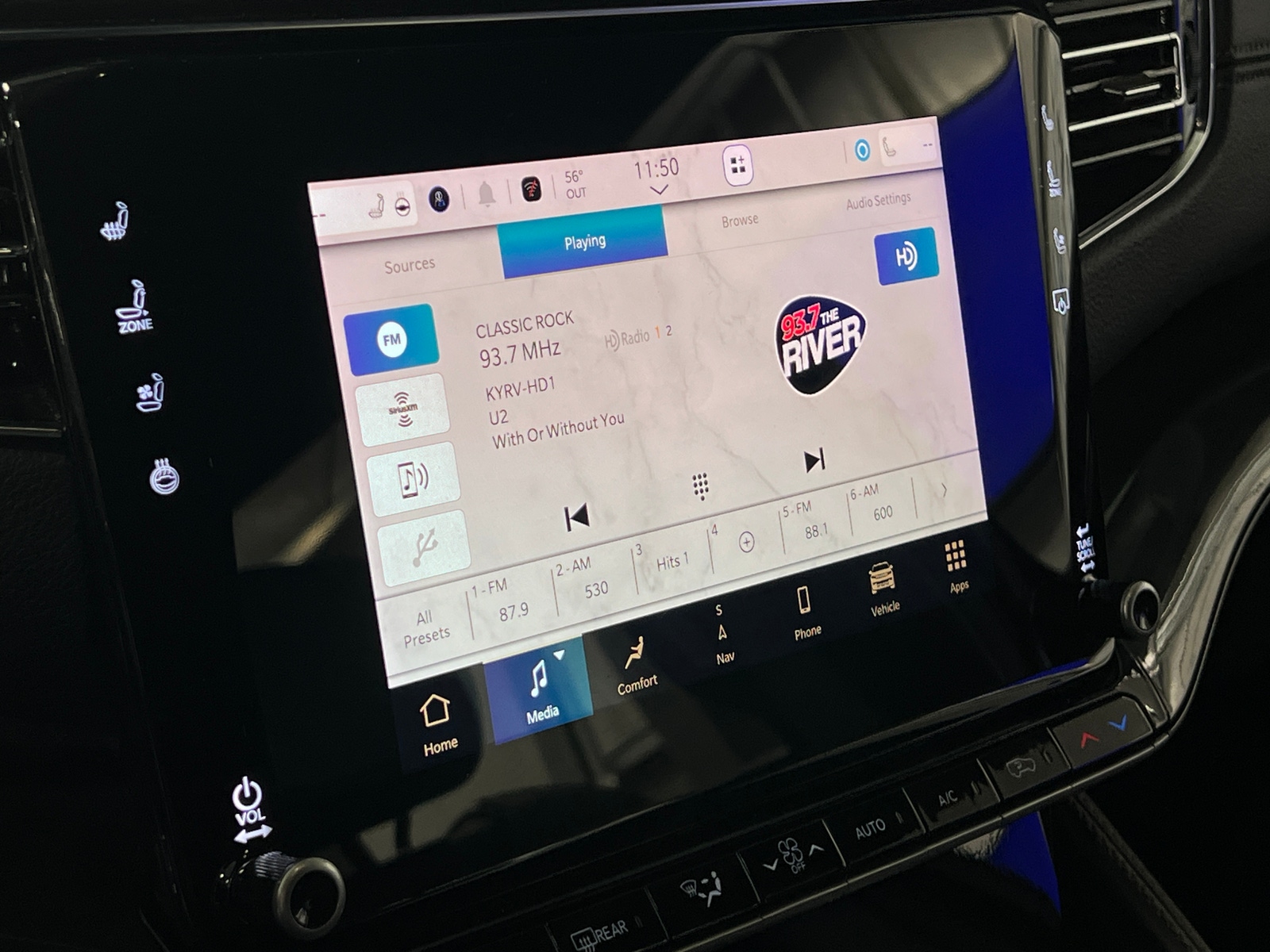 Thumbnail: 2024 Jeep Wagoneer - 3