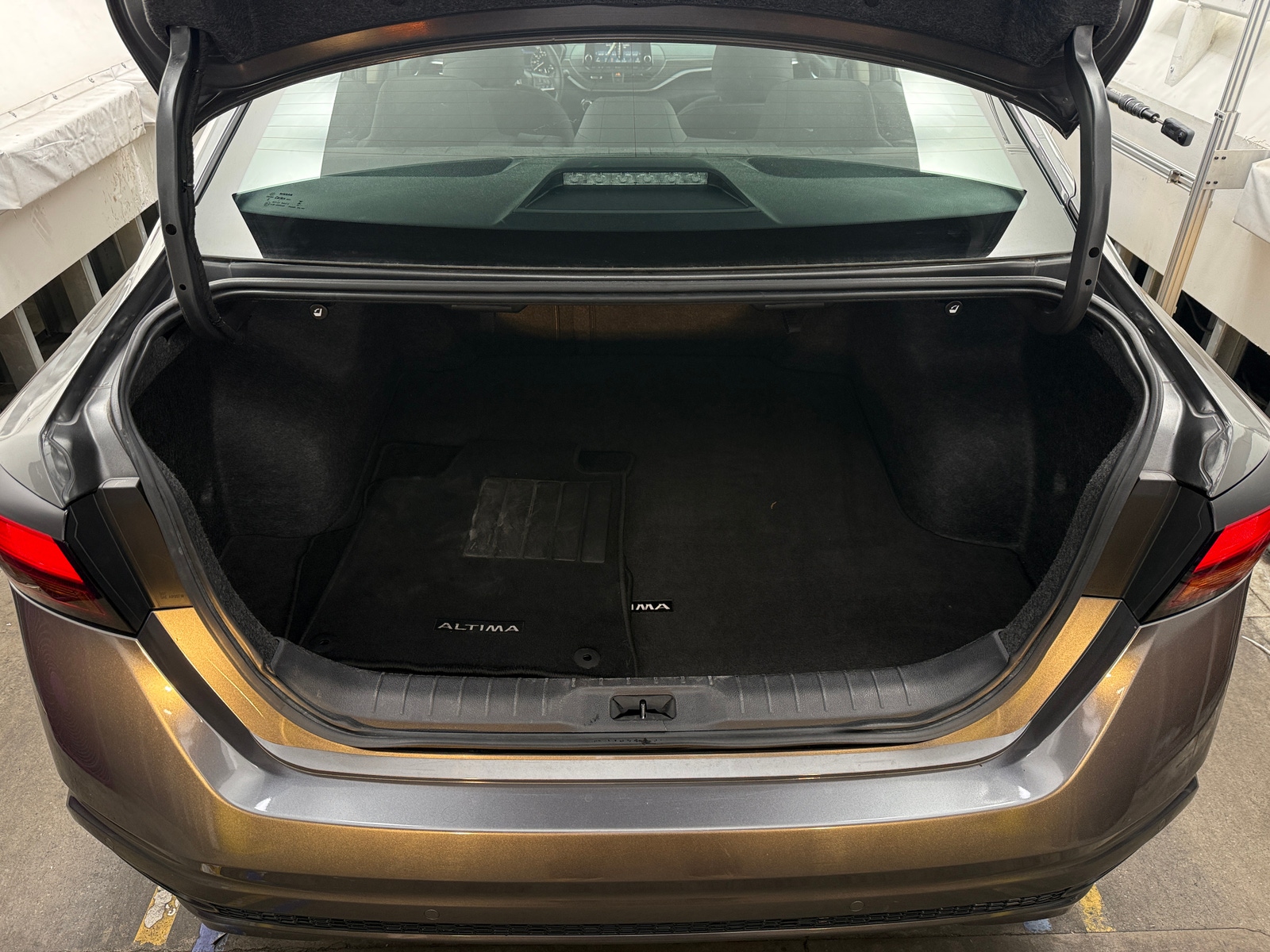 Thumbnail: 2025 Nissan Altima - 7