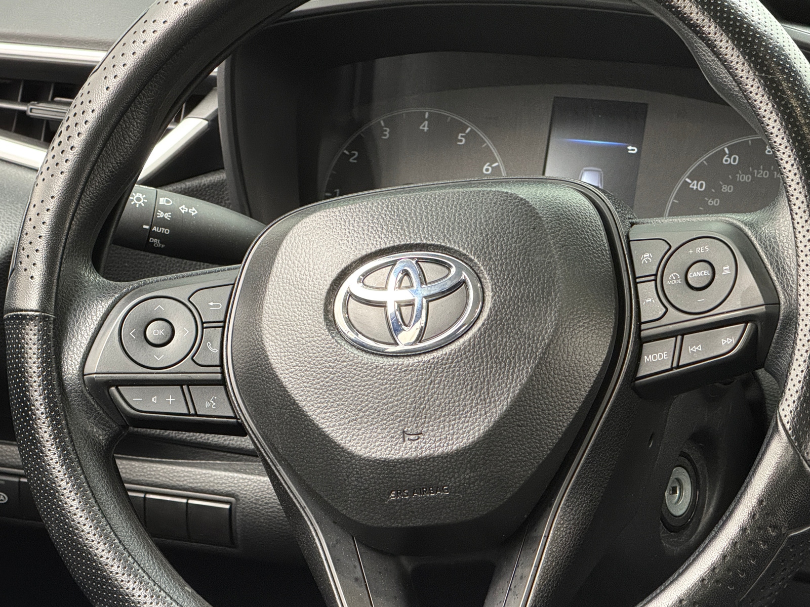 Thumbnail: 2025 Toyota Corolla - 5