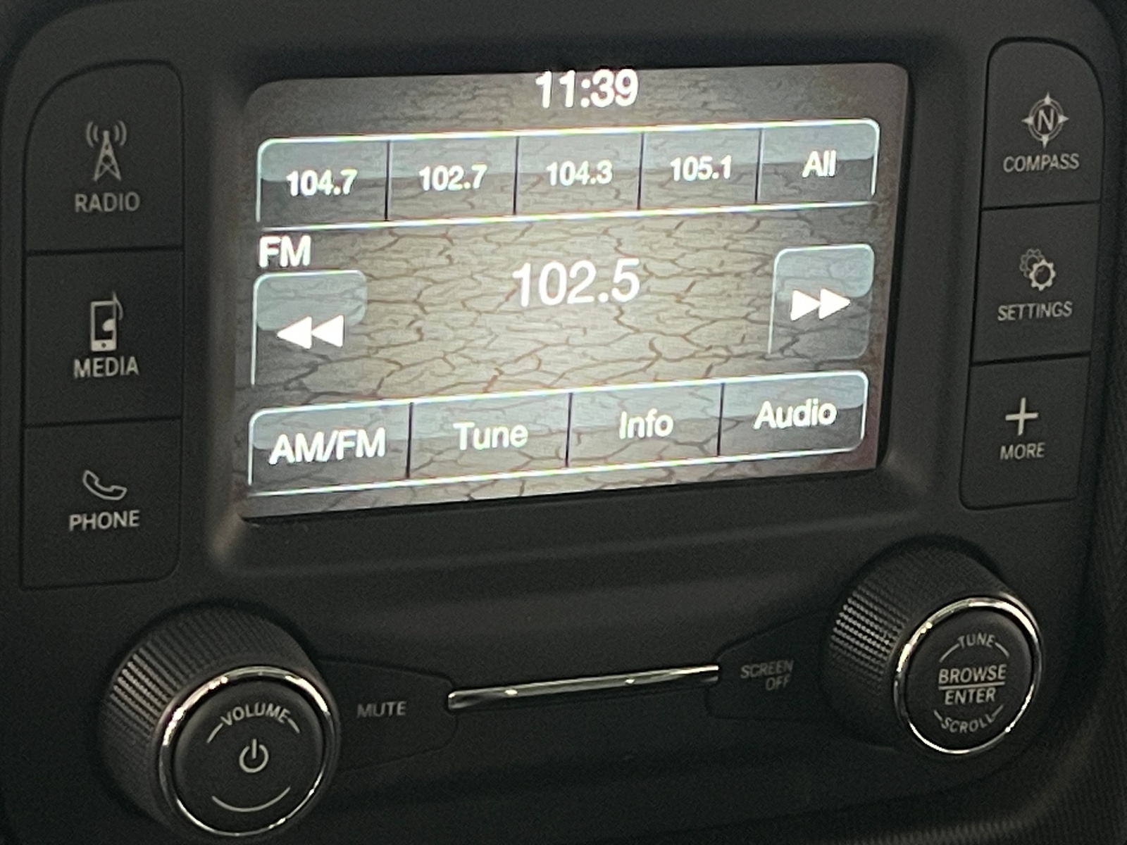 Thumbnail: 2019 Jeep Wrangler - 4