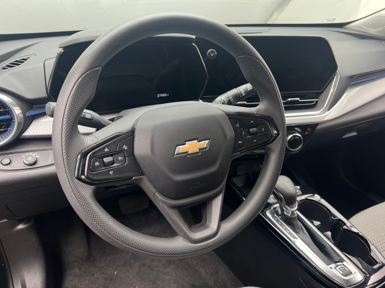 Thumbnail: 2025 Chevrolet Trax - 5