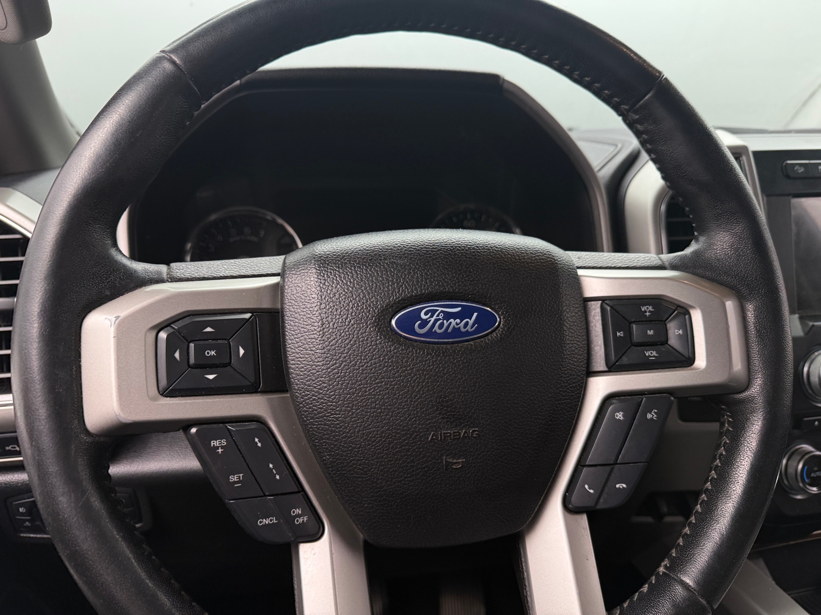 Thumbnail: 2018 Ford Econoline - 4