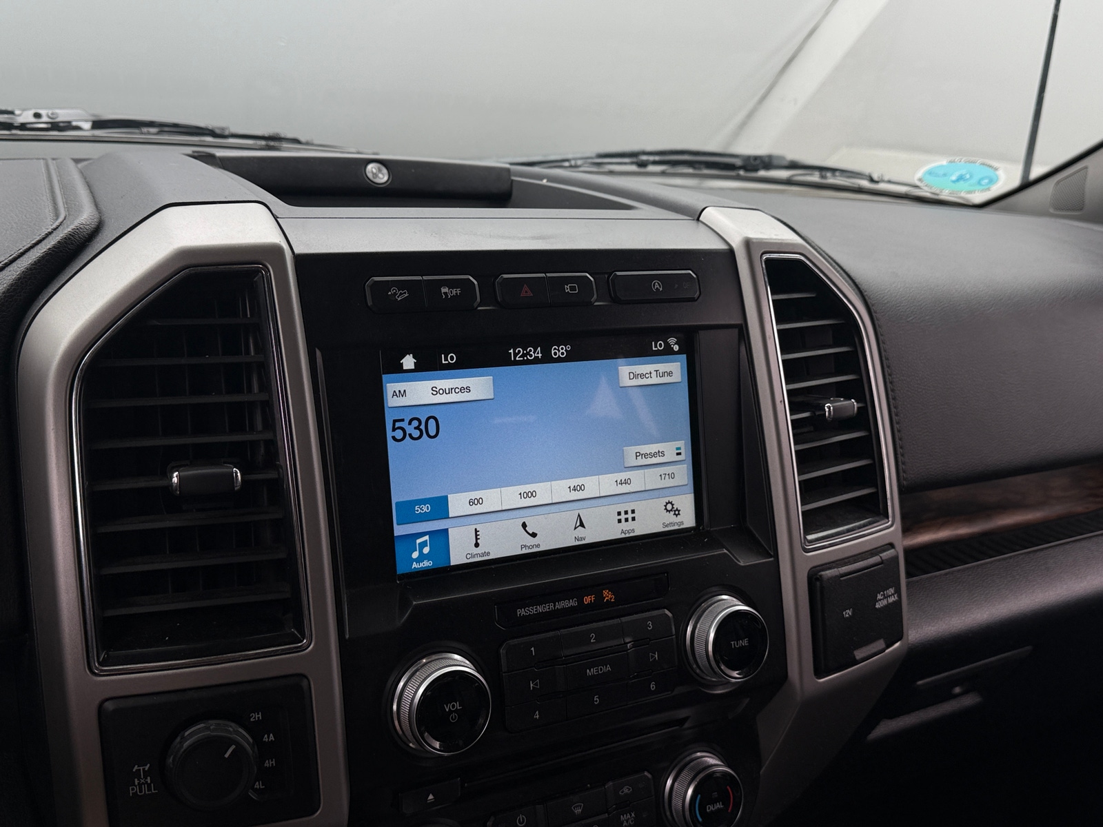 Thumbnail: 2018 Ford Econoline - 3