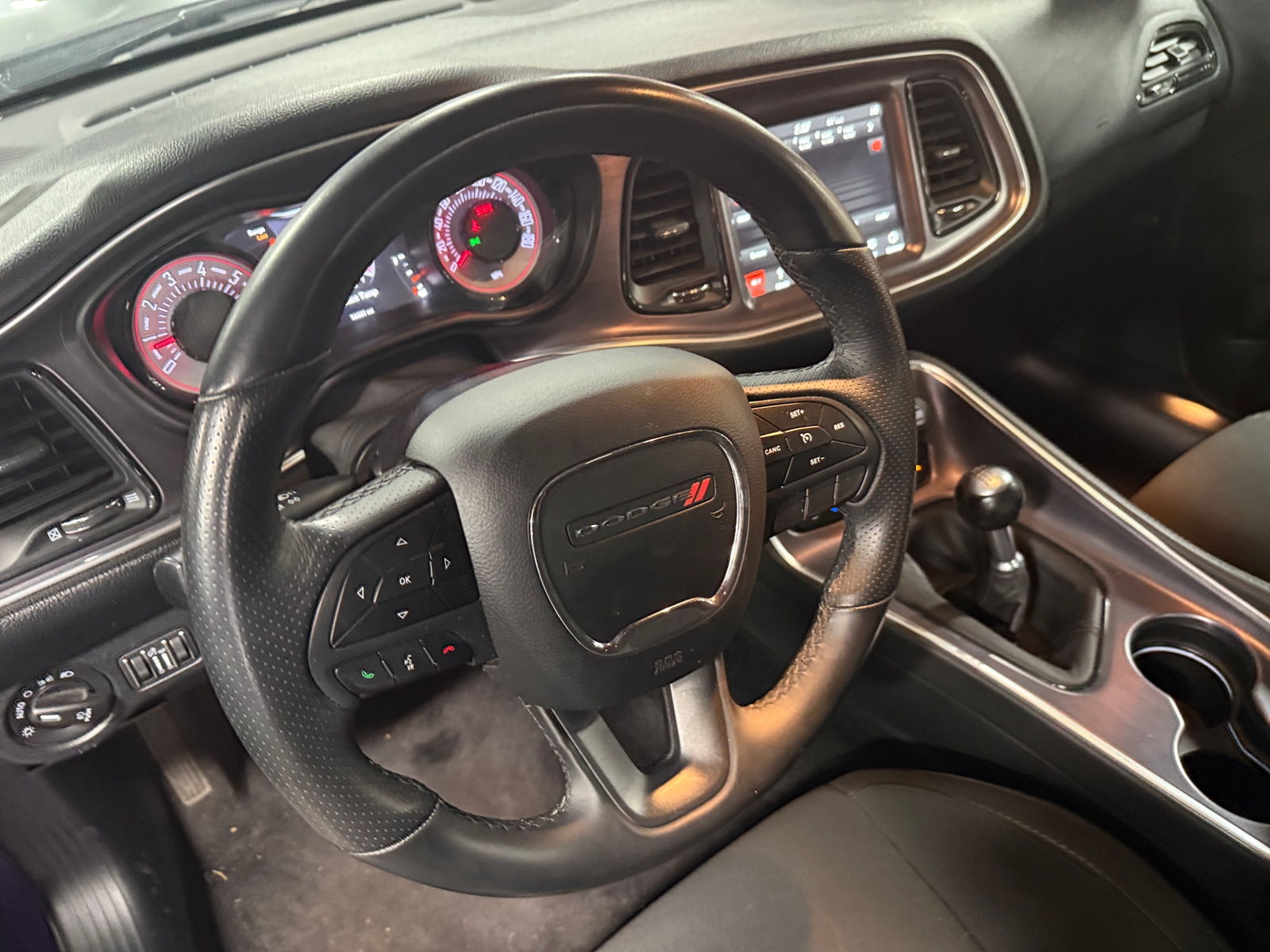 Thumbnail: 2018 Dodge Challenger - 4