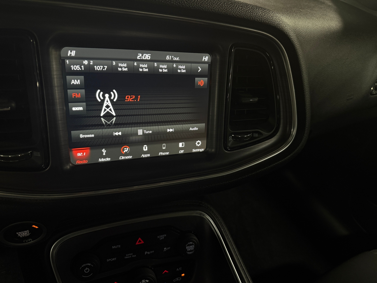 Thumbnail: 2018 Dodge Challenger - 3