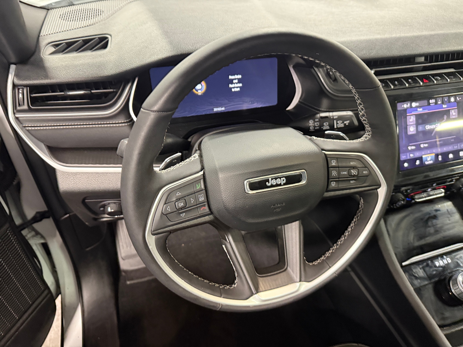 Thumbnail: 2025 Jeep Grand Cherokee L - 4