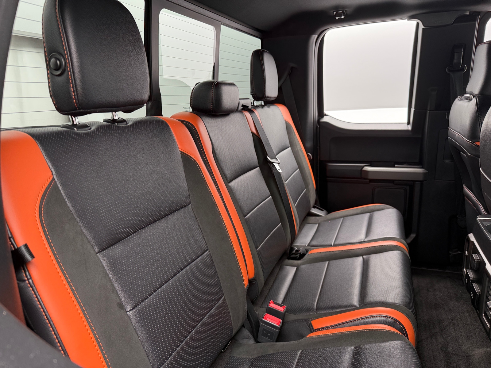 Thumbnail: 2018 Ford Econoline - 5