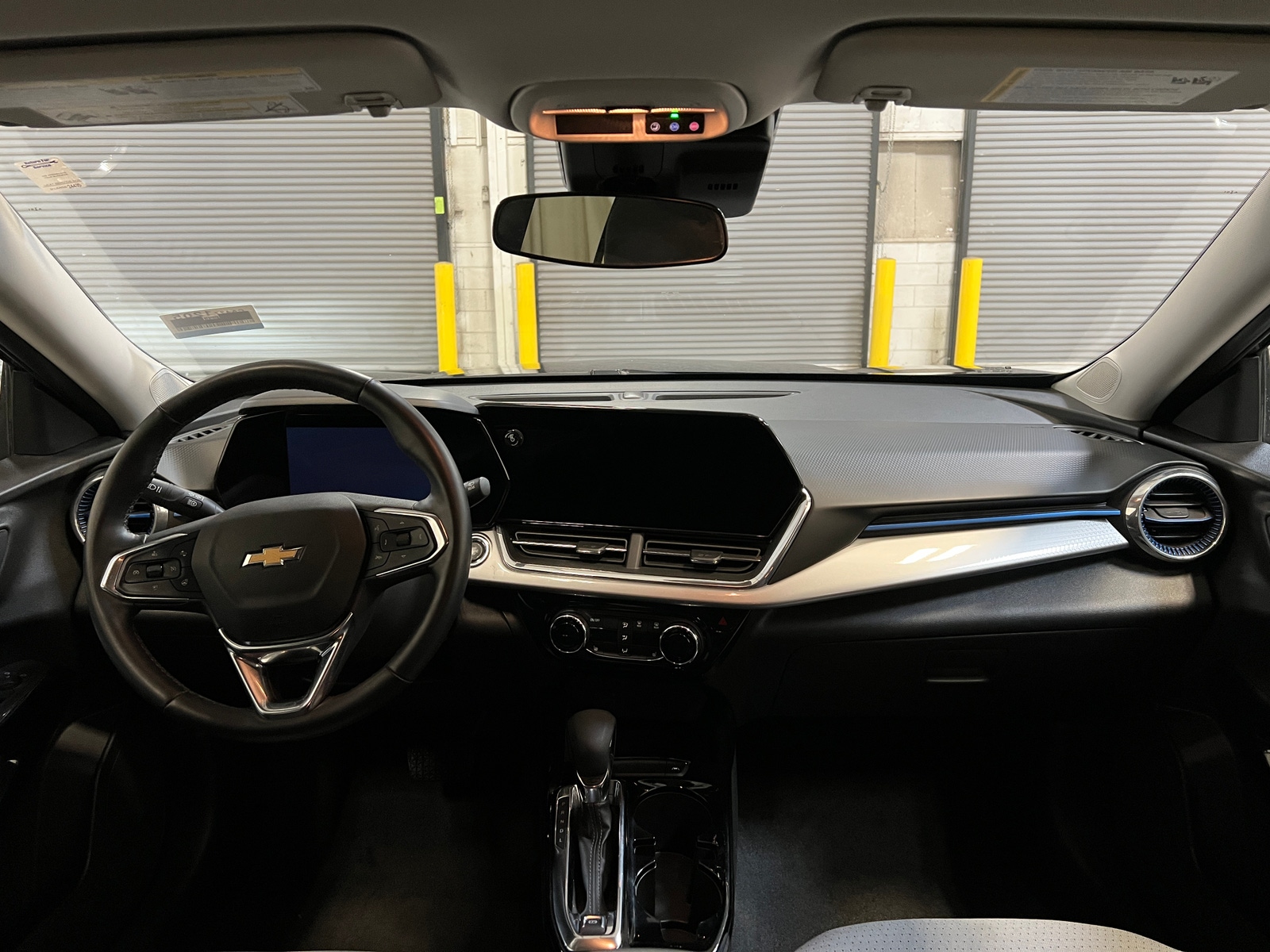 Thumbnail: 2025 Chevrolet Trax - 3