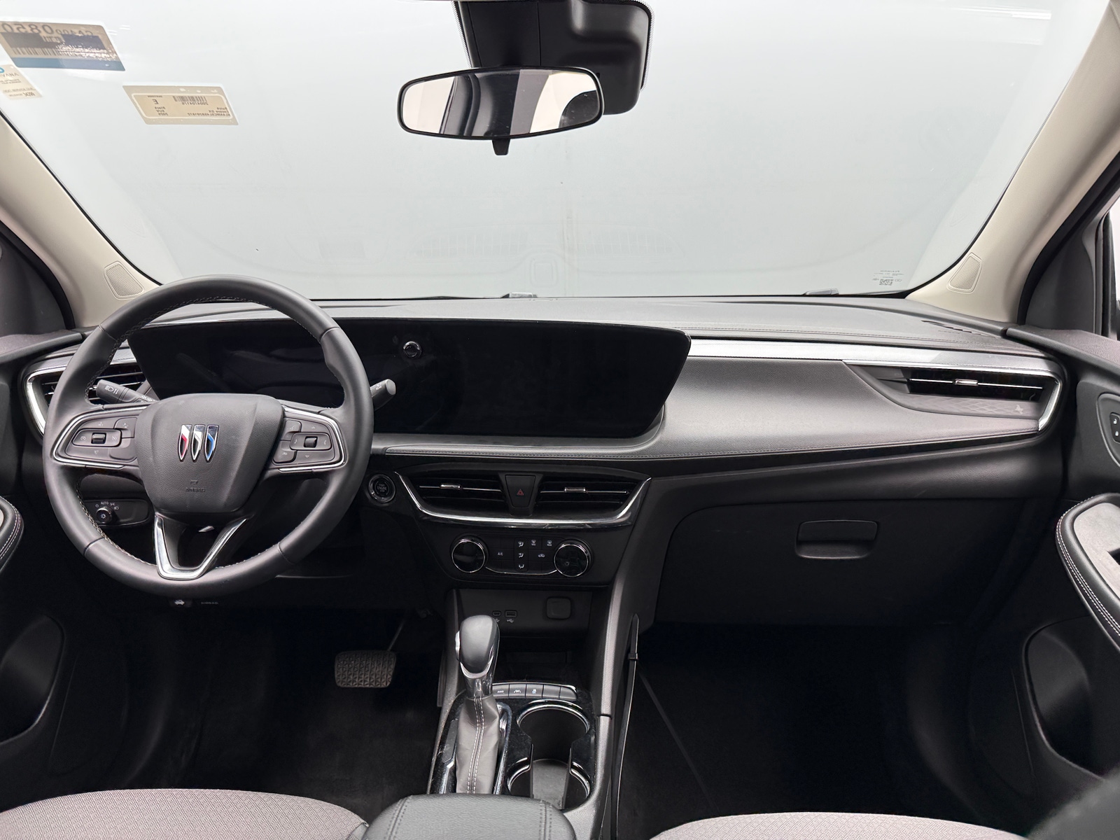 Thumbnail: 2025 Buick Encore GX - 2